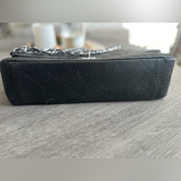 CHANEL Caviar Black Maxi Double Flap Classic Bag ( interior damage) - Picture 16 of 17